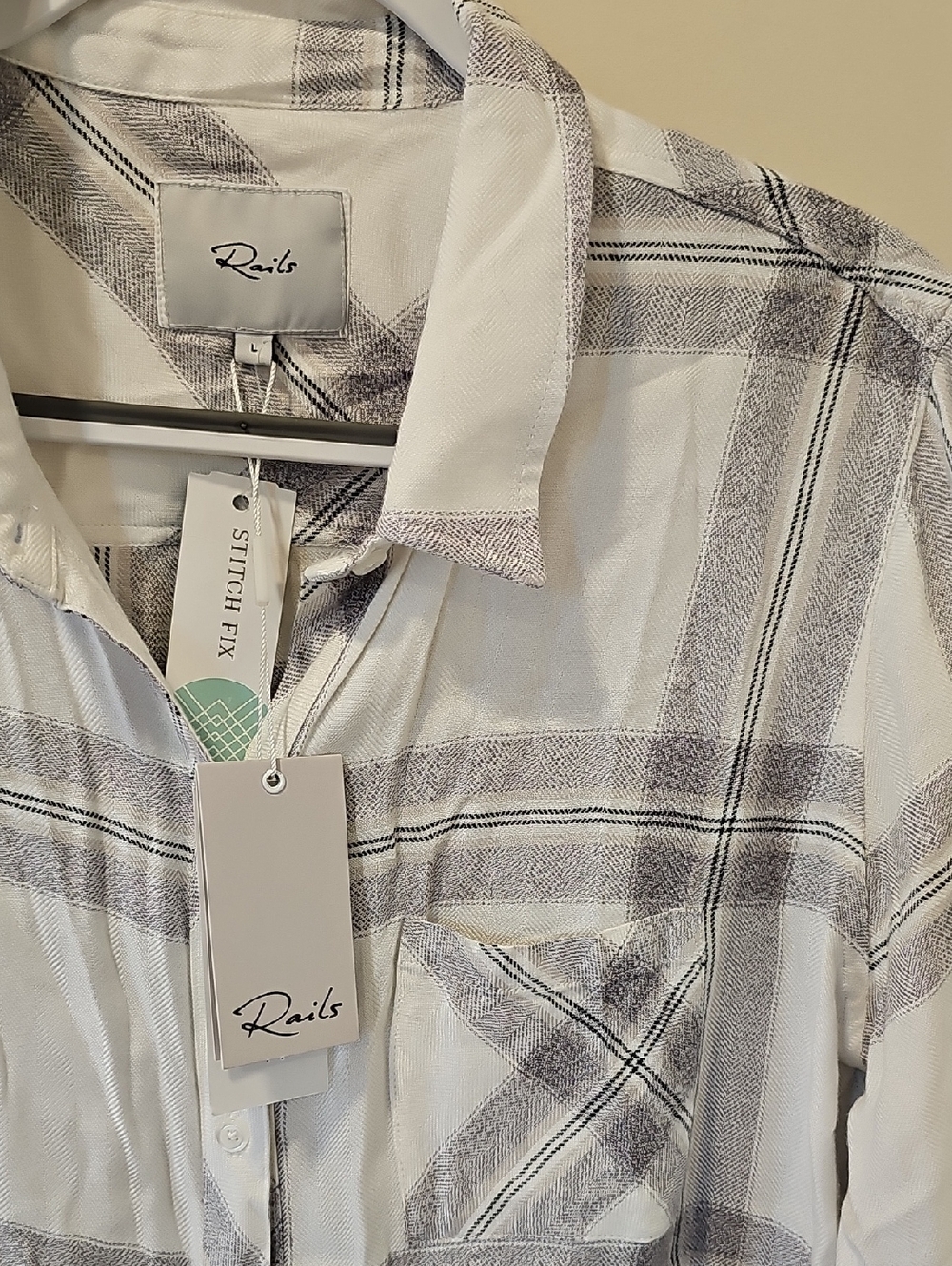 Rails Ellson Relaxed Button Down Top; Size Large; NWT - Picture 6 of 7